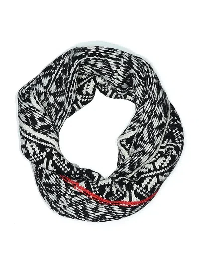 Pre-owned Gap Scarf In Black