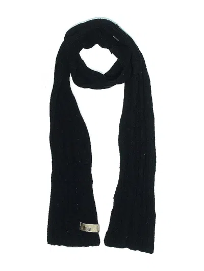 Pre-owned Gap Scarf In Black