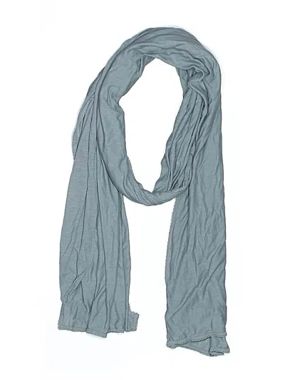 Pre-owned Gap Scarf In Blue