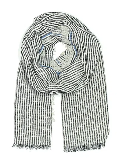Pre-owned Gap Scarf In Blue