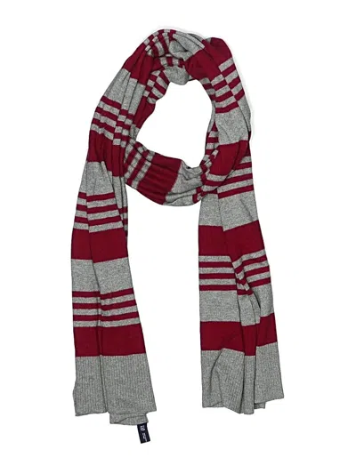 Pre-owned Gap Scarf In Burgundy