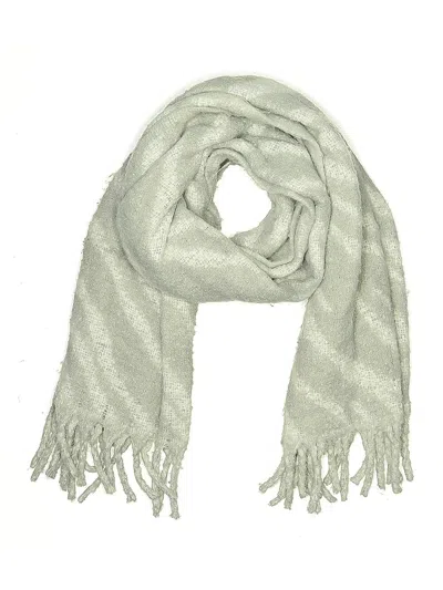 Pre-owned Gap Scarf In Gray