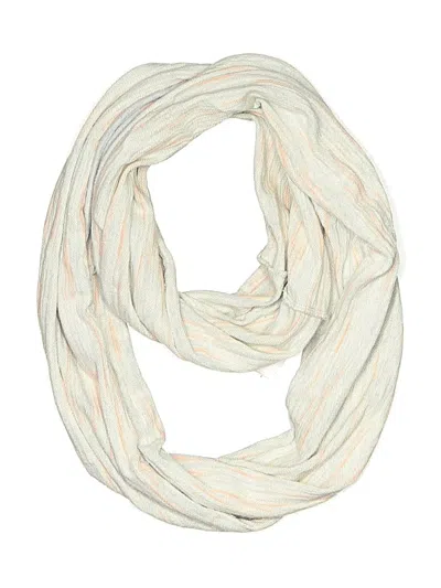 Pre-owned Gap Scarf In Gray