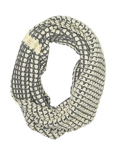 Pre-owned Gap Scarf In Gray