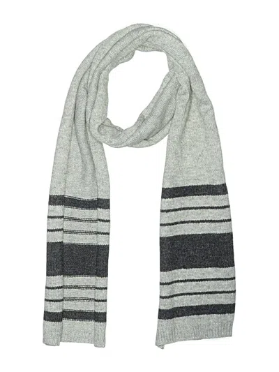Pre-owned Gap Scarf In Gray