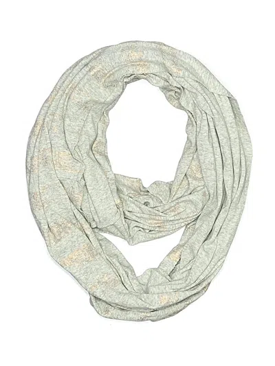 Pre-owned Gap Scarf In Gray