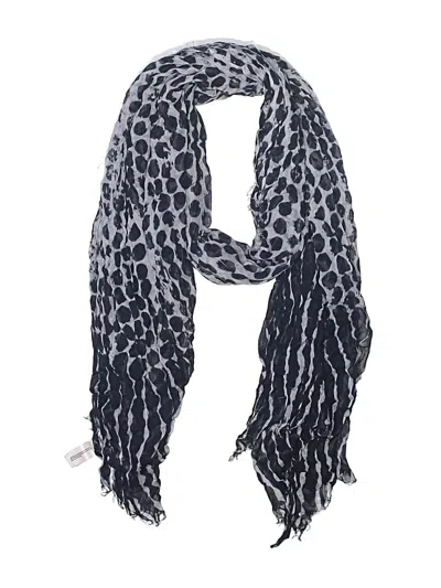 Pre-owned Gap Scarf In Gray