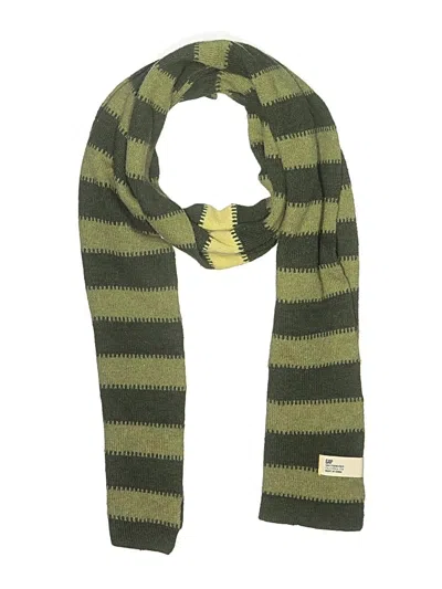 Pre-owned Gap Scarf In Green