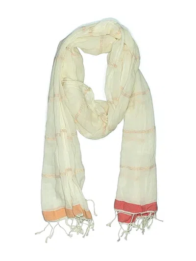 Pre-owned Gap Scarf In White