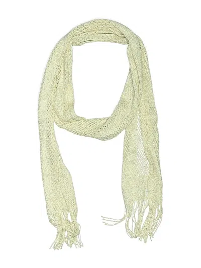 Pre-owned Gap Scarf In White