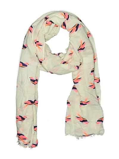 Pre-owned Gap Scarf In White