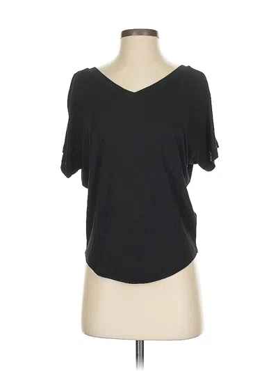 Pre-owned Gap Short Sleeve T-shirt In Black