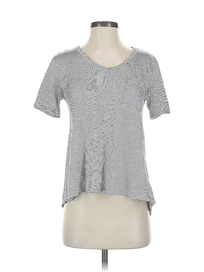 Pre-owned Gap Short Sleeve T-shirt In Gray