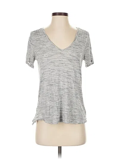 Pre-owned Gap Short Sleeve T-shirt In Gray