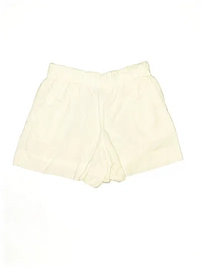 Pre-owned Gap Shorts In Ivory