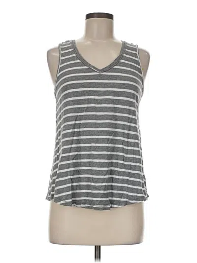 Pre-owned Gap Sleeveless T-shirt In Gray