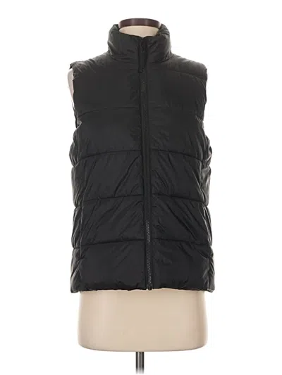Pre-owned Gap Vest In Black