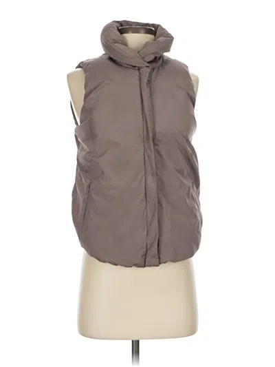 Pre-owned Gap Vest In Gray