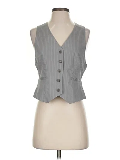Pre-owned Gap Vest In Gray