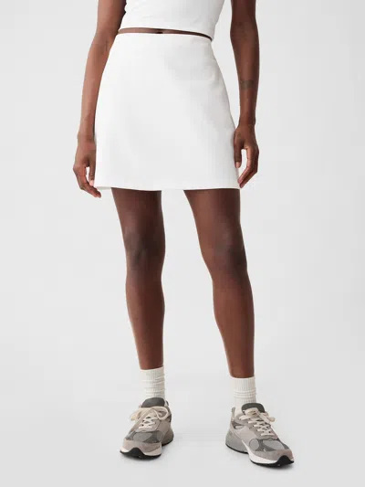 Gap Fit Power Exercise Skort In Optic White