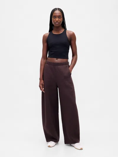Gap Fit Quilted Jacquard Barrel Pants In Brown