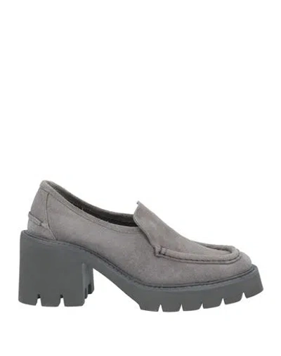Garcia Woman Loafers Grey Size 11 Leather