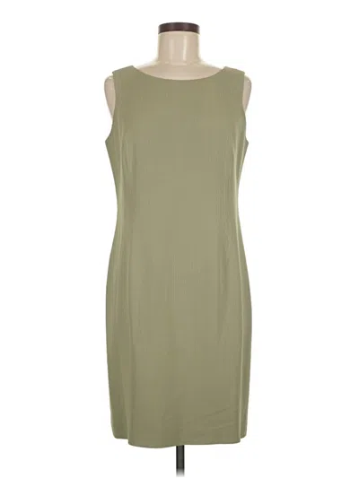 Pre-owned Garfield & Marks Casual Dress In Green