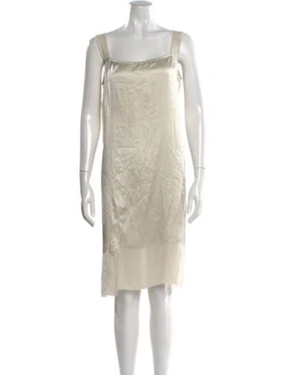 Pre-owned Gary Graham Silk Knee-length Dress In Neutral