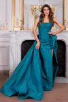 GATTI NOLLI BY MARWAN GATTI NOLLI BY MARWAN SLEEVELESS SQUARE-NECK GOWN