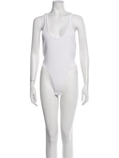 Pre-owned Gauge81 Scoop Neck Sleeveless Bodysuit In Neutrals