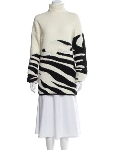 Pre-owned Gauge81 Striped Turtleneck Sweater In White