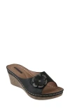 Gc Shoes Women's Naples Flower Wedge Sandals In Black