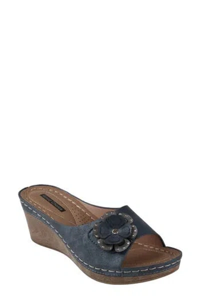 Gc Shoes Women's Naples Flower Wedge Sandals In Navy