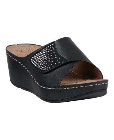 GC SHOES WOMEN'S ANNORA EMBELLISHED WEDGE SANDALS