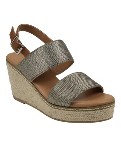 GC SHOES WOMEN'S ELLIS METALLIC DOUBLE BAND SLINGBACK ESPADRILLE WEDGE SANDALS