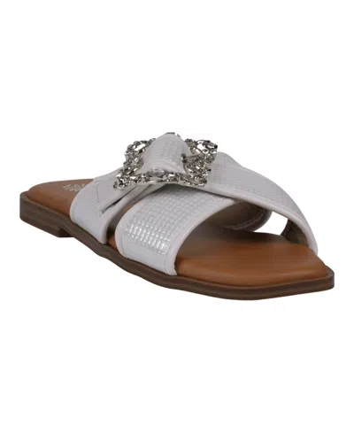Gc Shoes Women's Ivy Embellished Buckle Slide Flat Sandals In White