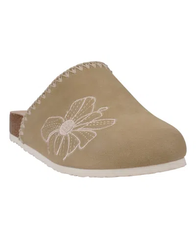 Gc Shoes Women's Jamie Embroidered Slide Footbed Clogs In Natural