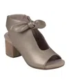 Gc Shoes Women's Kimora Knot Detail Block Heel Dress Sandals In Gold