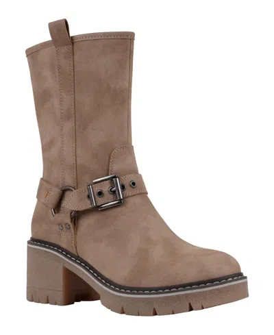 Gc Shoes Women's Knox Buckle Lug Sole Block Heel Mid Calf Boots In Beige
