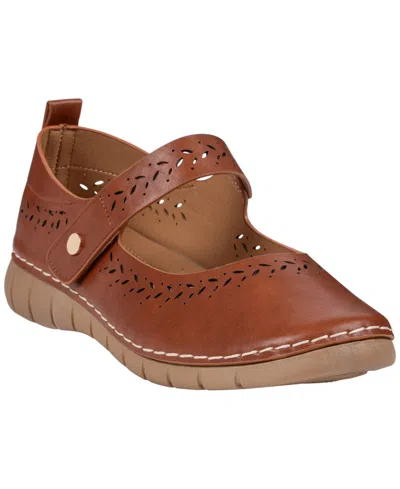 Gc Shoes Women's Mesa Laser-cut Mary Jane Flats In Brown