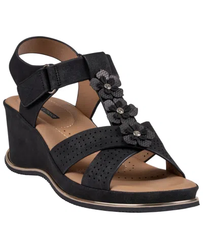 Gc Shoes Women's Miko Floral Round Toe Wedge Sandals In Black