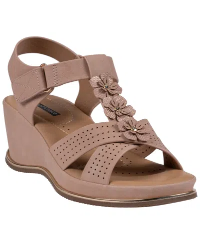 Gc Shoes Women's Miko Floral Round Toe Wedge Sandals In Brown