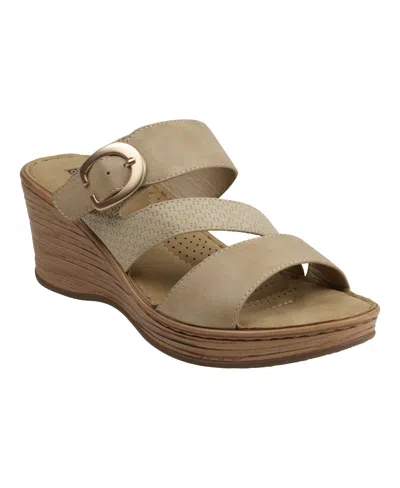 Gc Shoes Women's Odalis Buckle Comfort Wedge Sandals In Natural