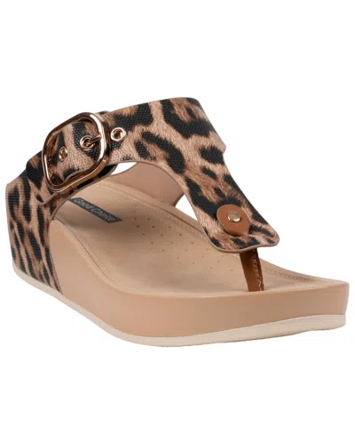 Gc Shoes Womens Rhodes Buckled Wedge Sandals In Multi