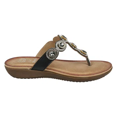Gc Shoes Women's Zara Jeweled T Strap Thong Flat Sandals In Black