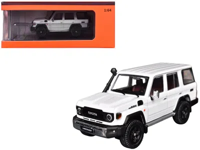 Gcd Toyota Land Cruiser (j76) White Metallic 1/64 Diecast Model Car By