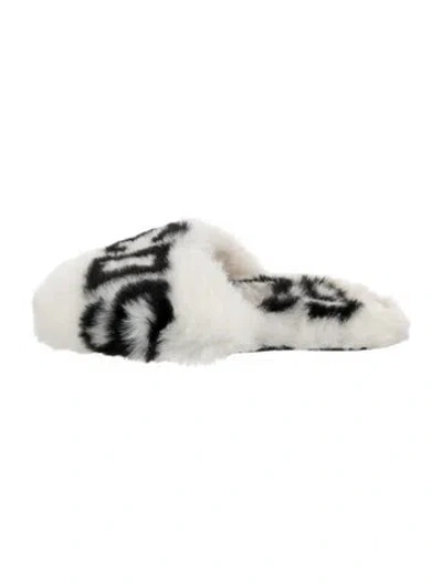 Pre-owned Gcds Faux Fur Graphic Print Slippers In White