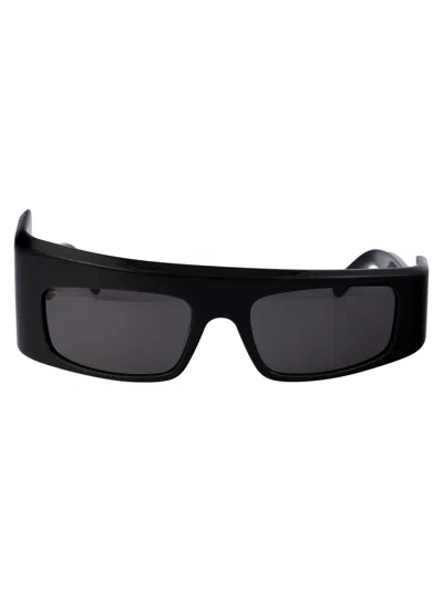 Gcds Gd0043 Sunglasses In 01a Nero Lucido/fumo