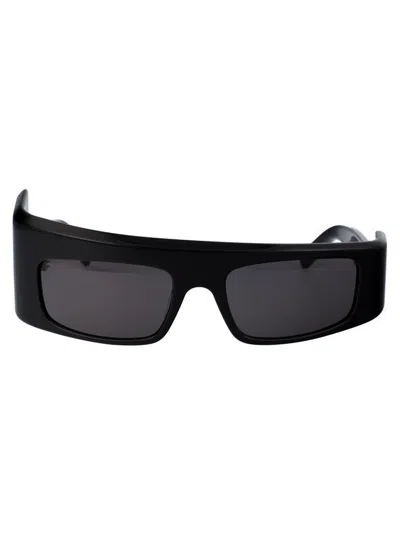 Gcds Geometric Sunglasses In Black