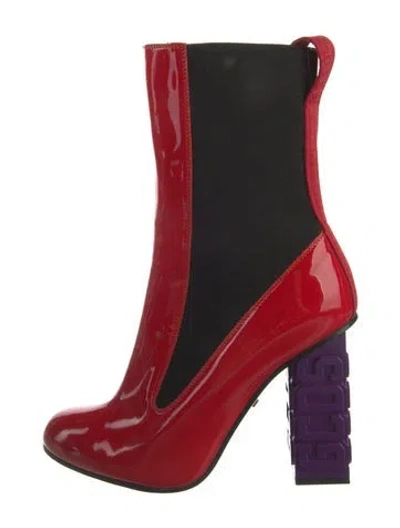 Pre-owned Gcds Patent Leather Chelsea Boots In Red